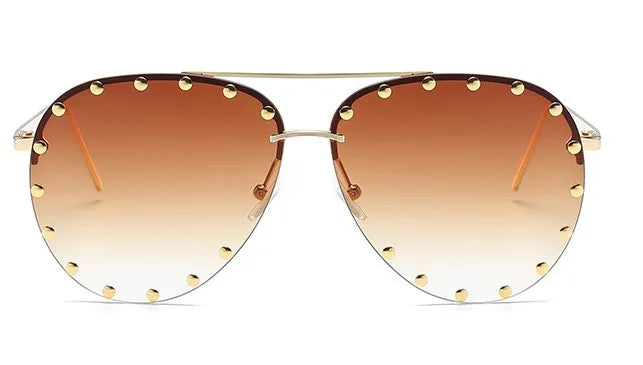 Luxury Pilot Sunglasses with Metal Rivet Detailing