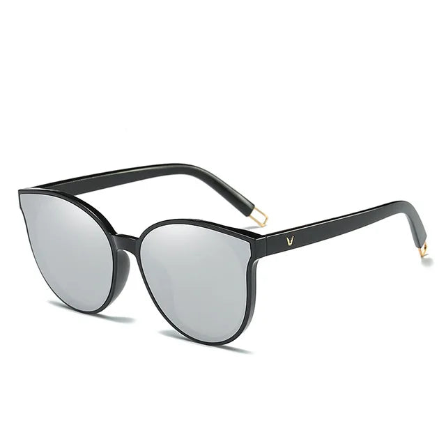 Stylish Cat-Eye Oversized Sunglasses