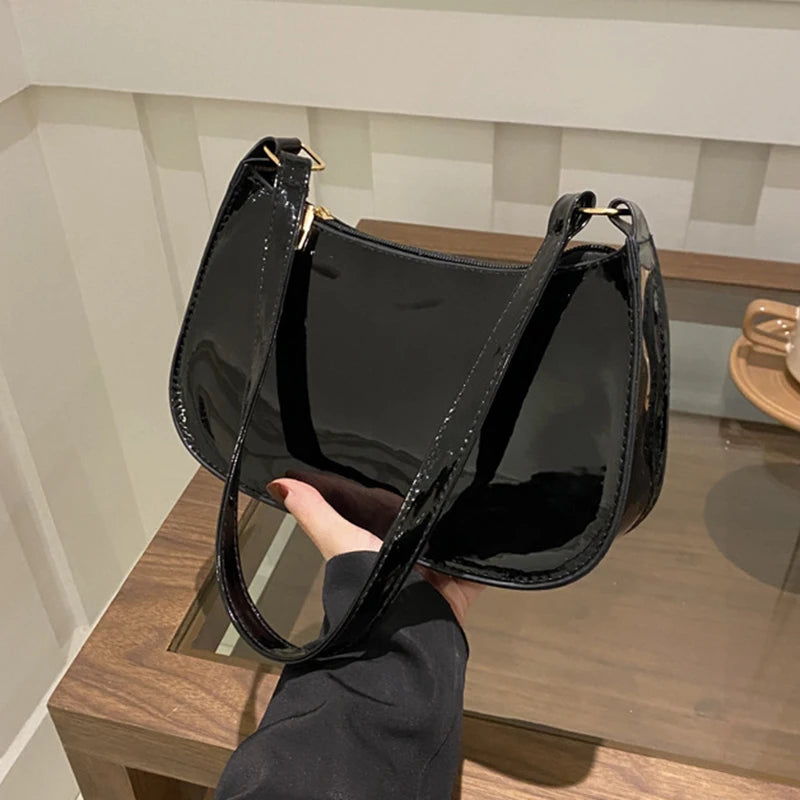 In Rome Capri Hobo – Retro PU Leather Shoulder Bag with Chic Underarm Design