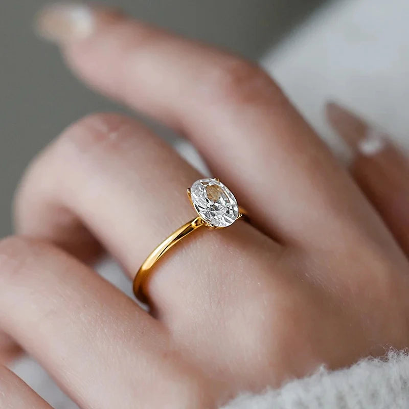 925 Sterling Silver Oval Zircon Ring – Timeless Elegance for Engagements & Weddings