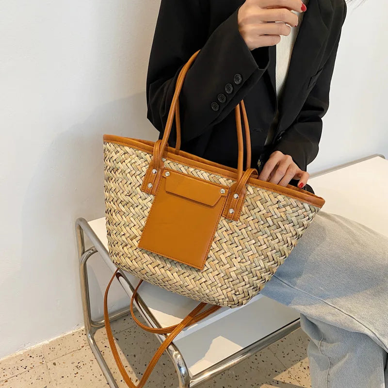 In Rome Capri Bag – Handmade Straw Tote with Chain Detail and Large Capacity