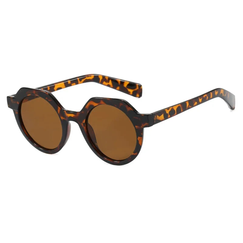 Nero Sunglasses – Retro Rivet Round Shades with UV400 Protection