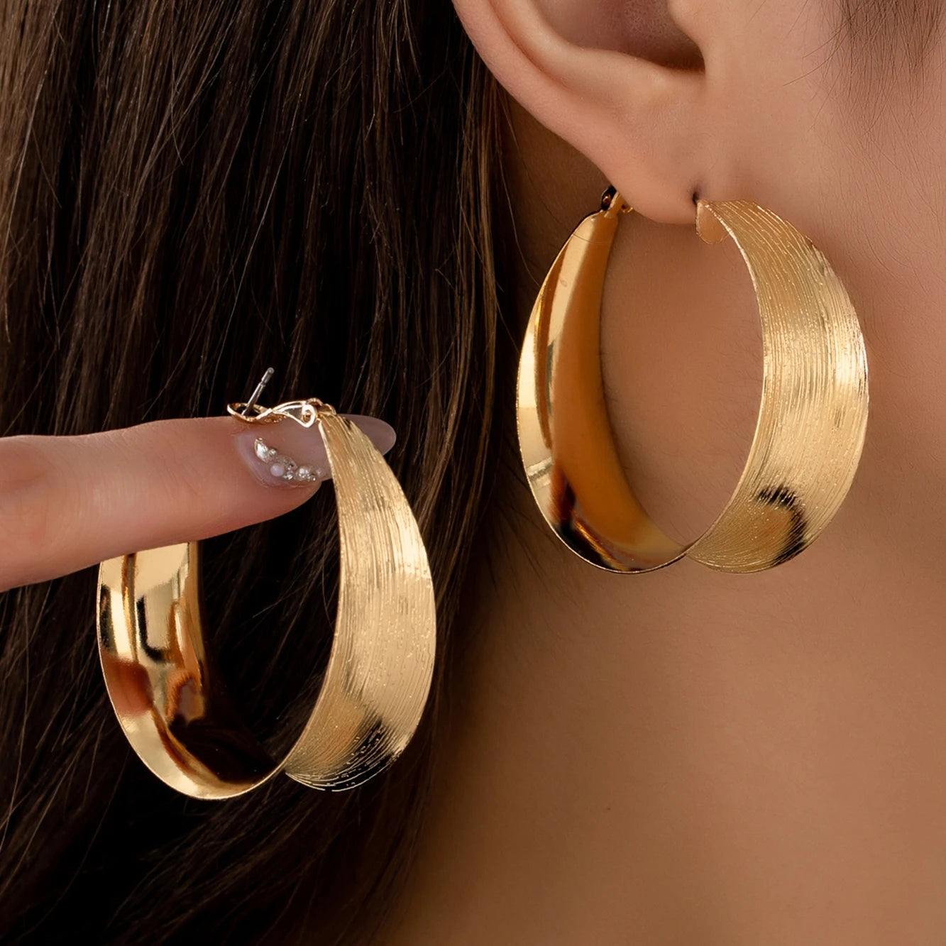 Livia Golden Hoops