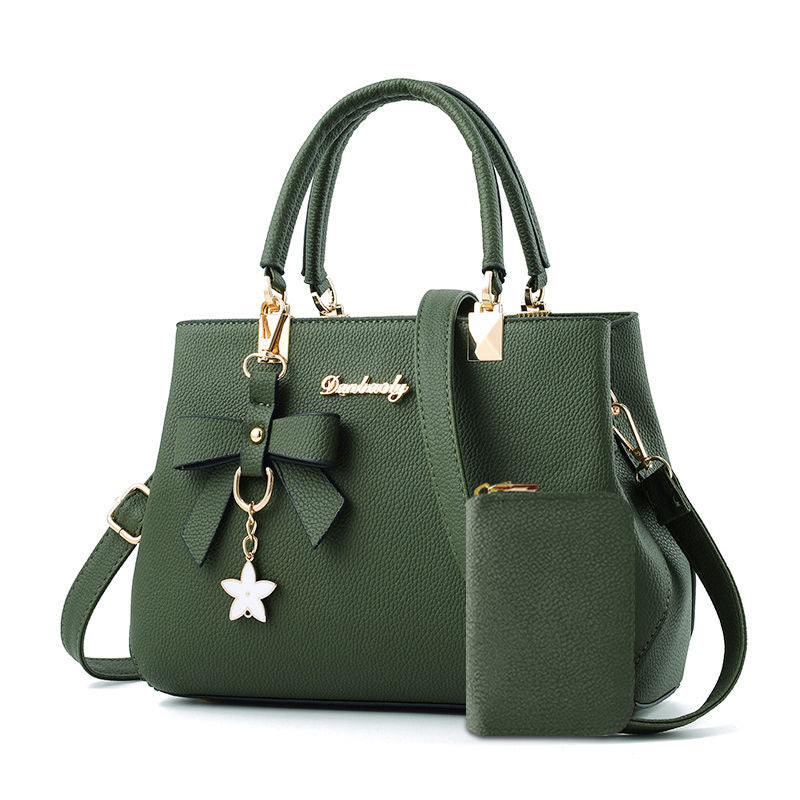 🎀 Chic Bow Crossbody Bag – Elegance Meets Everyday Practicality 🎀